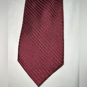 Chaps Men’s Neck Tie. Burgundy with Dark Stripes